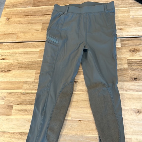 4 pairs of grippy riding pants - Picture 4 of 9